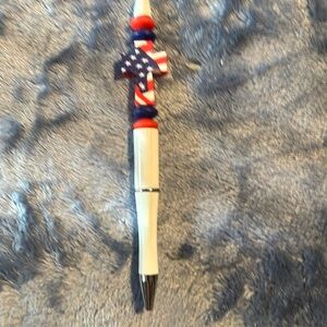 Beaded patriotic USA Pen